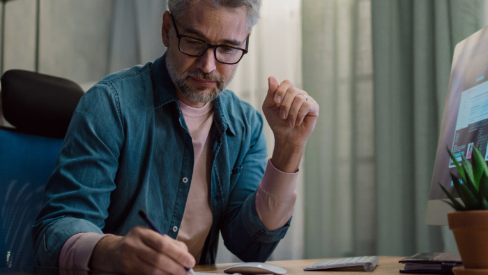 Conducting A/B testing in an online store